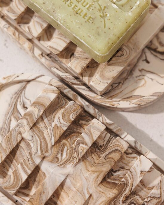 FLOW – Jesmonito muilinės ir padėkliuko rinkinys